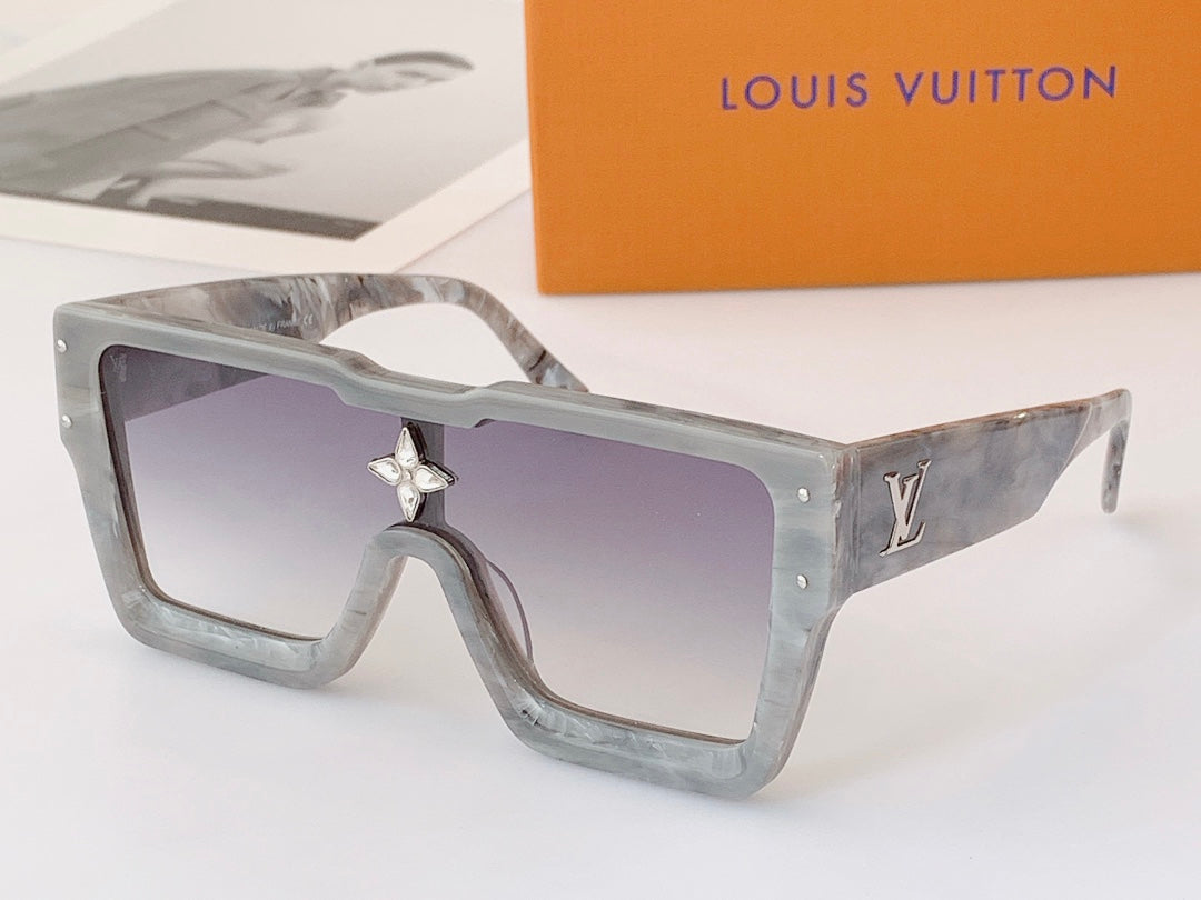 Louis Vuitton Sunglasses - DEEPREPS