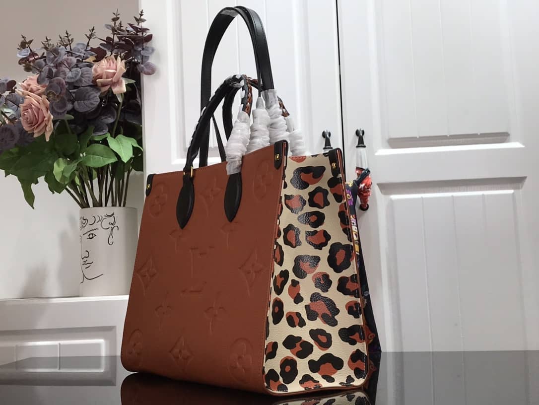 Louis Vuitton Monogram On the Go MM Shoulder Bag Replica Black M45595 - DEEPREPS