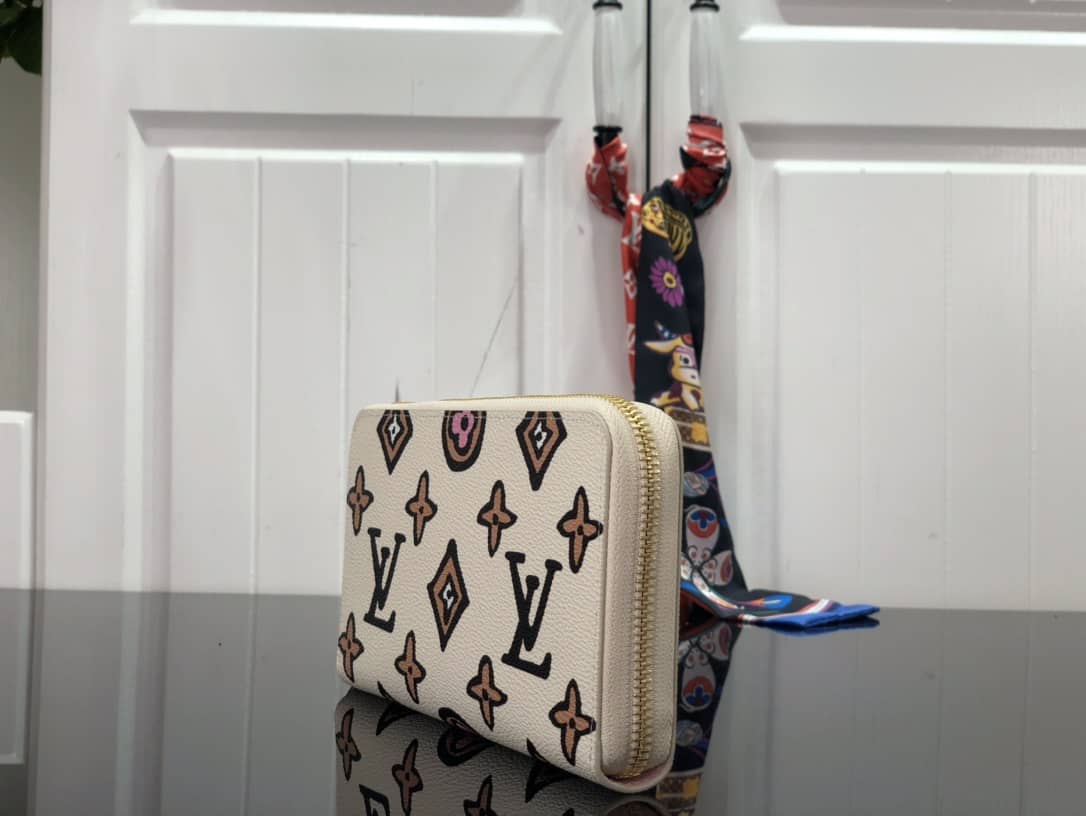 Louis Vuitton Around Monogram Zippy Wallet Replica White M80683 - DEEPREPS
