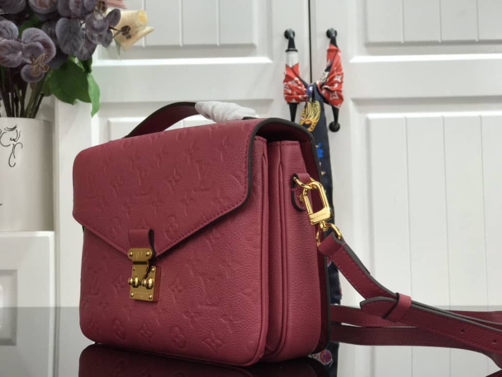 Best Replica Louis Vuitton Pochette Metis Marine Leather Rose M44071 Replica Shoulder Bag(ColaReps) - DEEPREPS