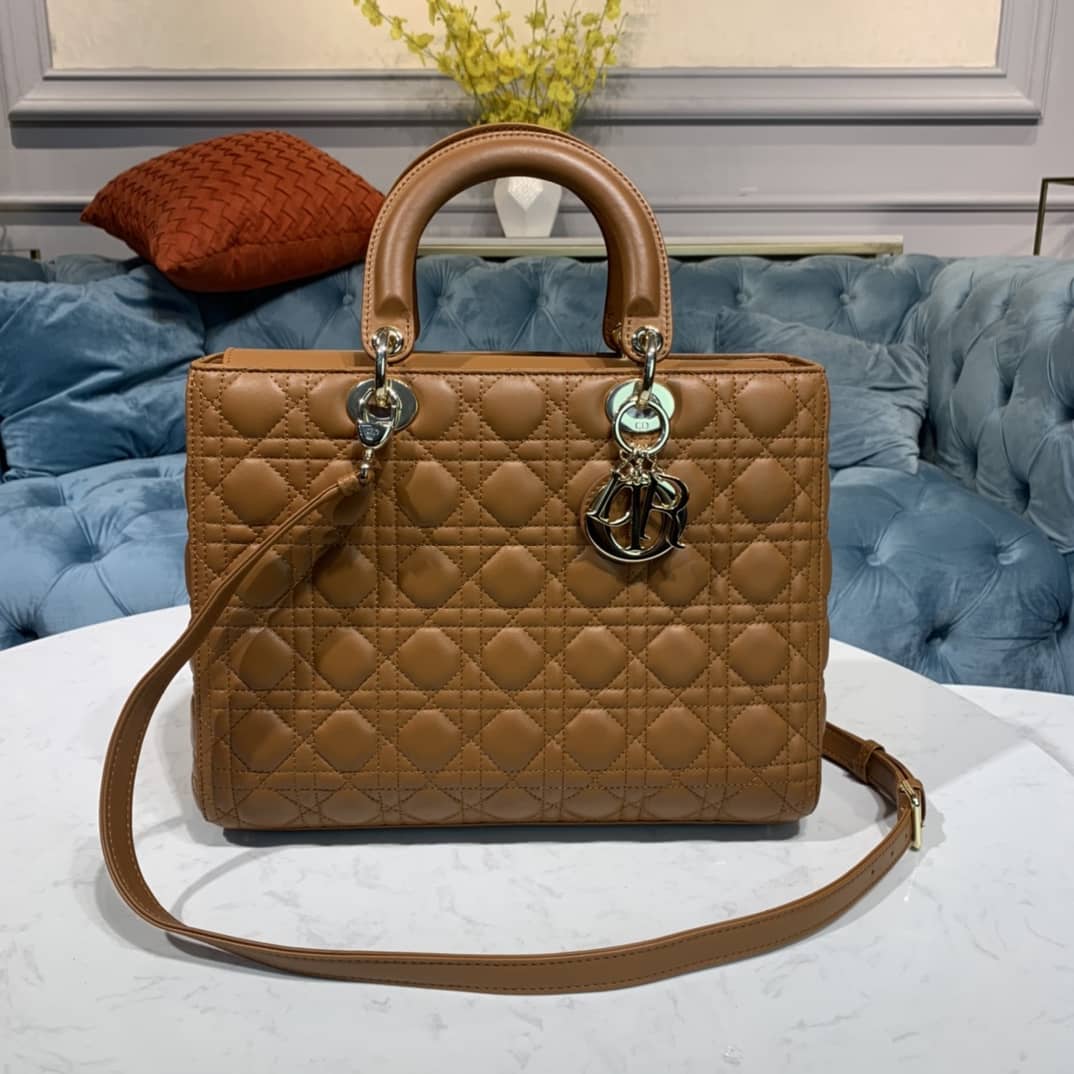 Christian Dior Lady Dior 32CM Replica Bag - DEEPREPS