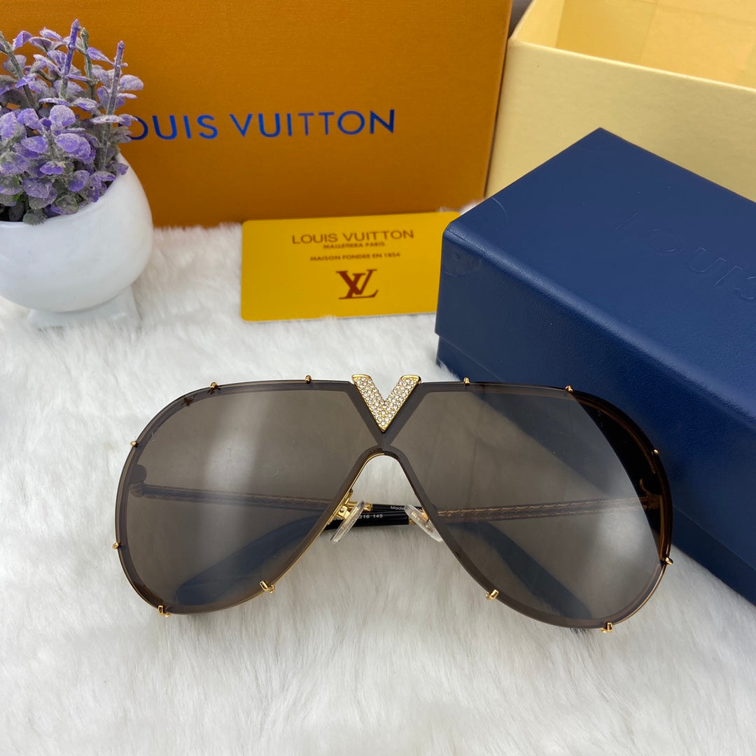 Louis Vuitton Sunglasses - DEEPREPS