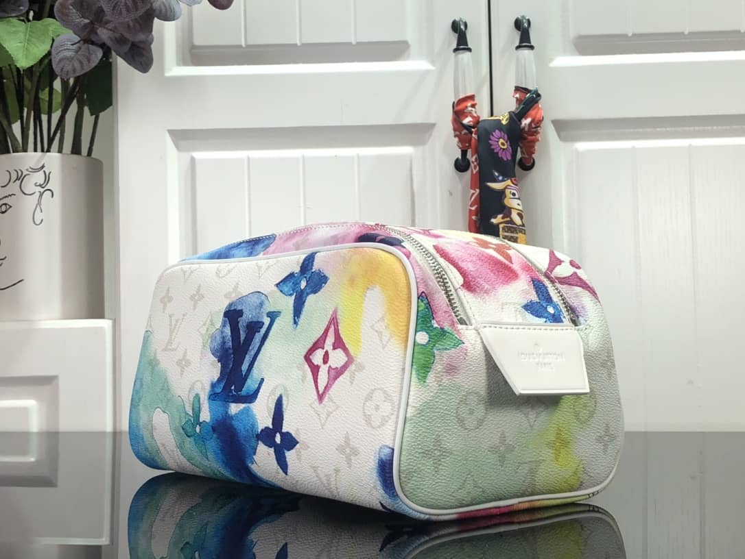 Louis Vuitton Multicolored Watercolor Monogram Canvas Dopp Kit Toiletry Bag Replica M80500 - DEEPREPS