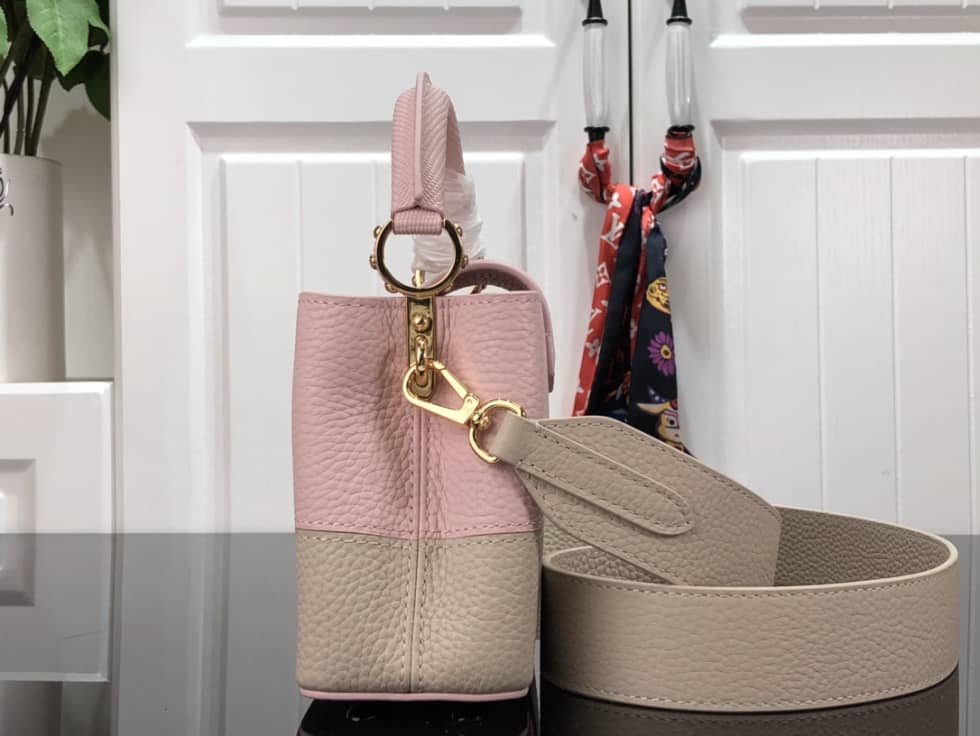 Louis Vuitton Capucines Mini M59268 Replica Shoulder Bag - DEEPREPS