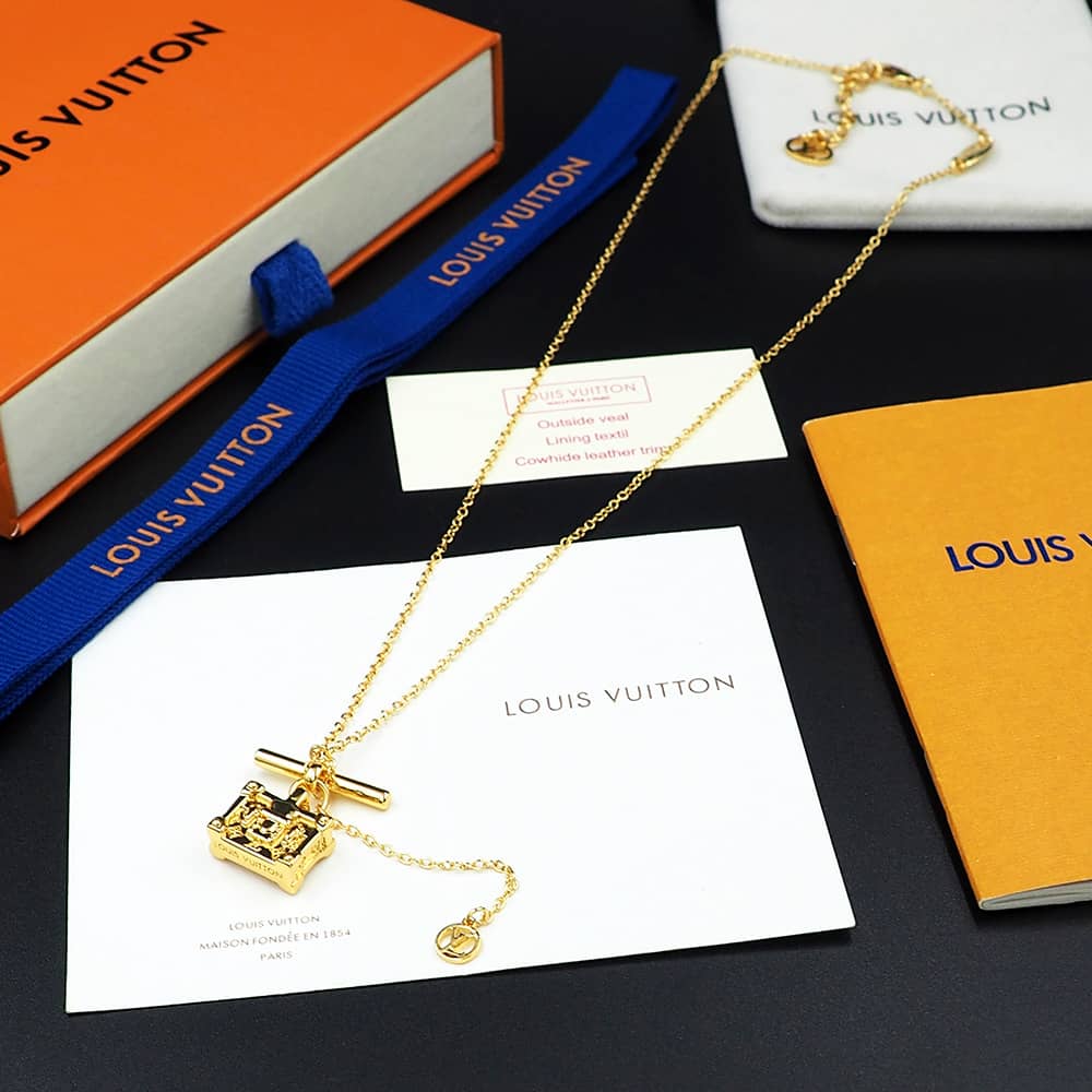 Wholesale Louis vuitton AAA+ Necklace - DEEPREPS