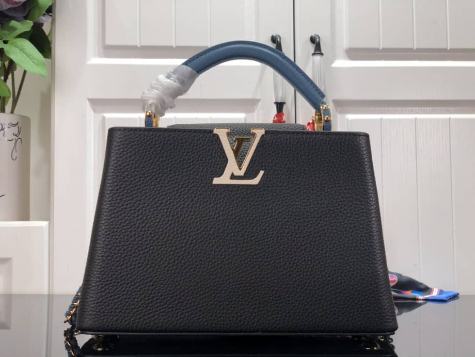Louis Vuitton Capucines BB M59709 Replica Shoulder Bag - DEEPREPS