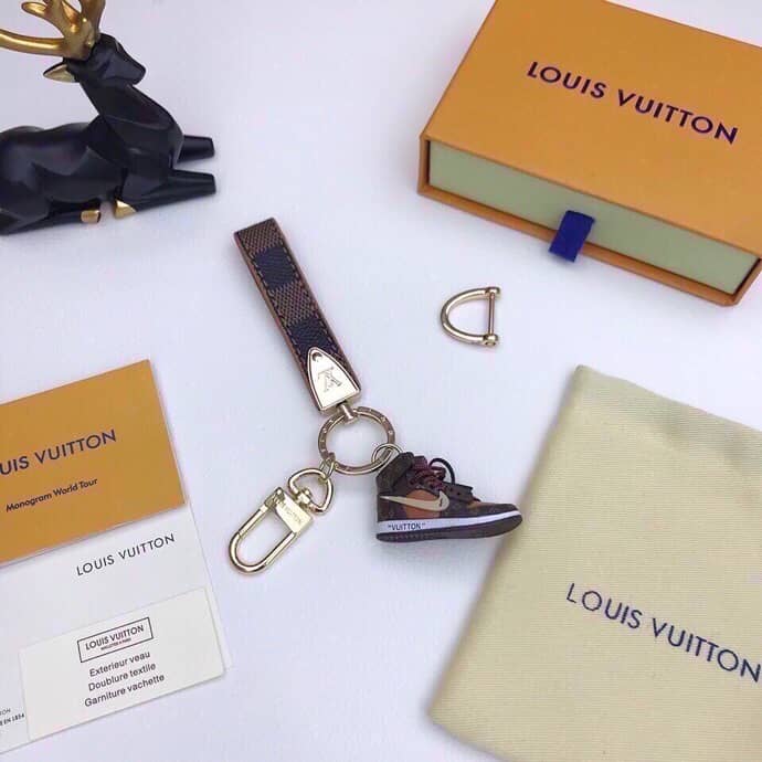High Quality Louis Vuitton Key Chain - DEEPREPS