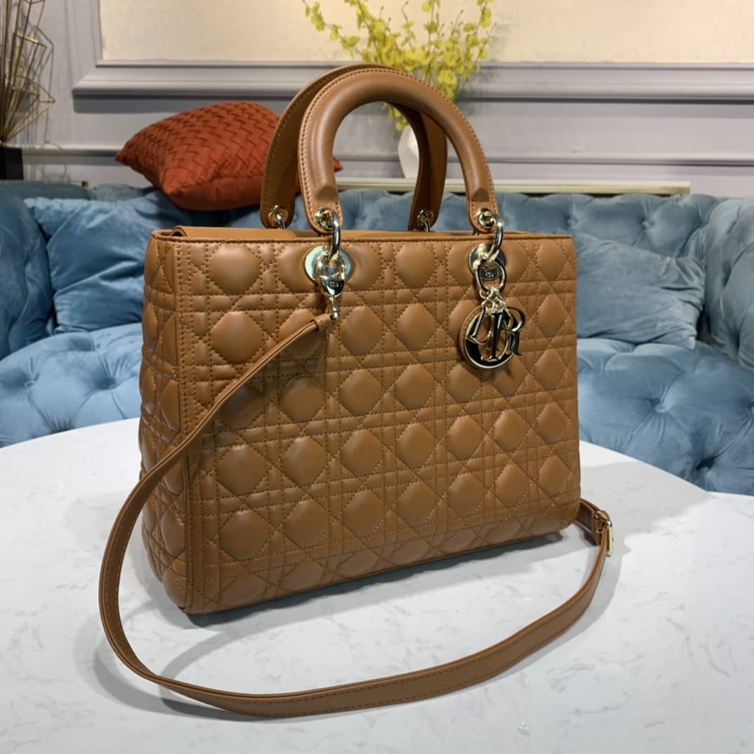 Christian Dior Lady Dior 32CM Replica Bag - DEEPREPS