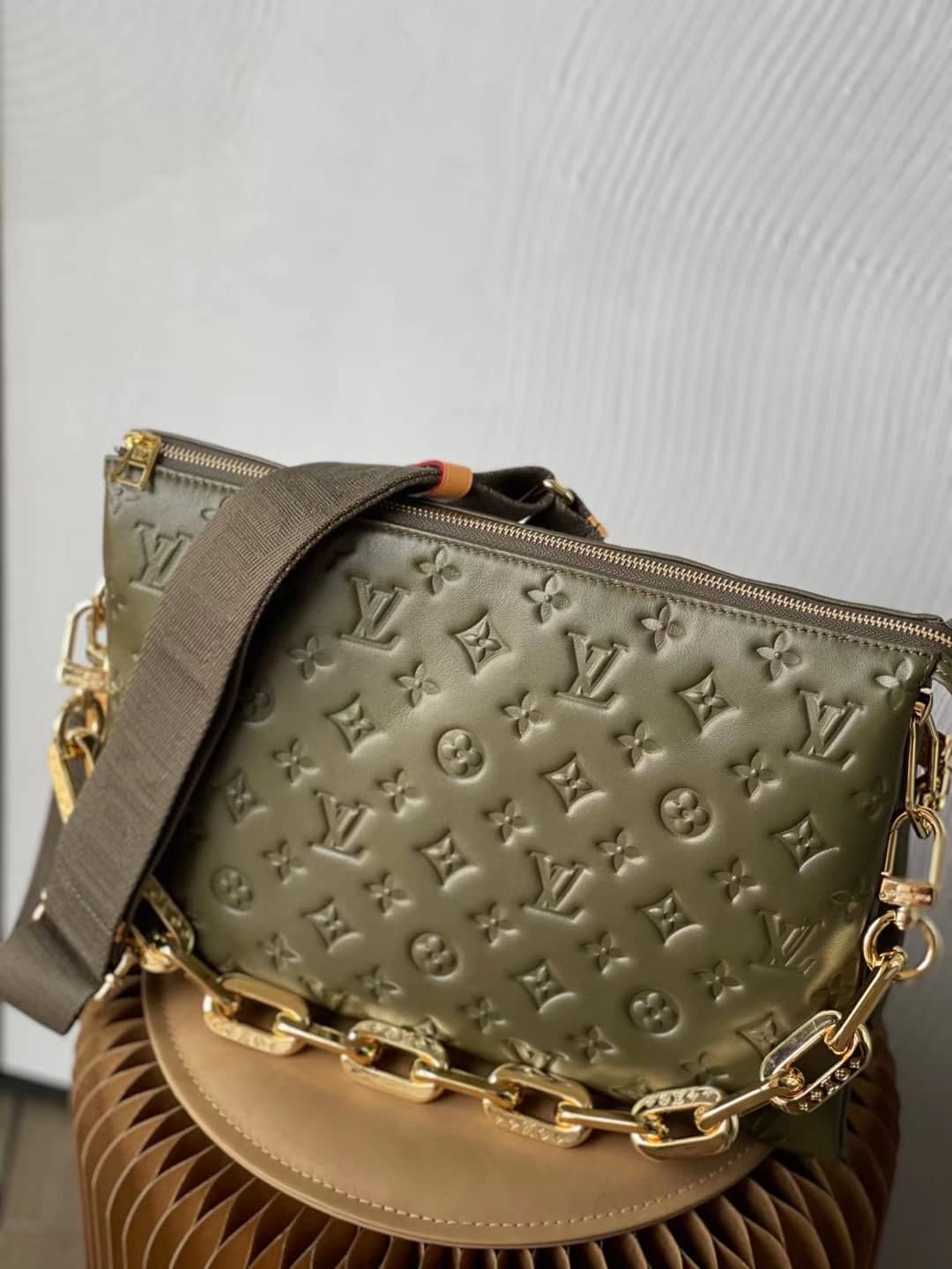 Louis Vuitton Coussin MM Embossed M57782 Replica Shoulder Bag - DEEPREPS