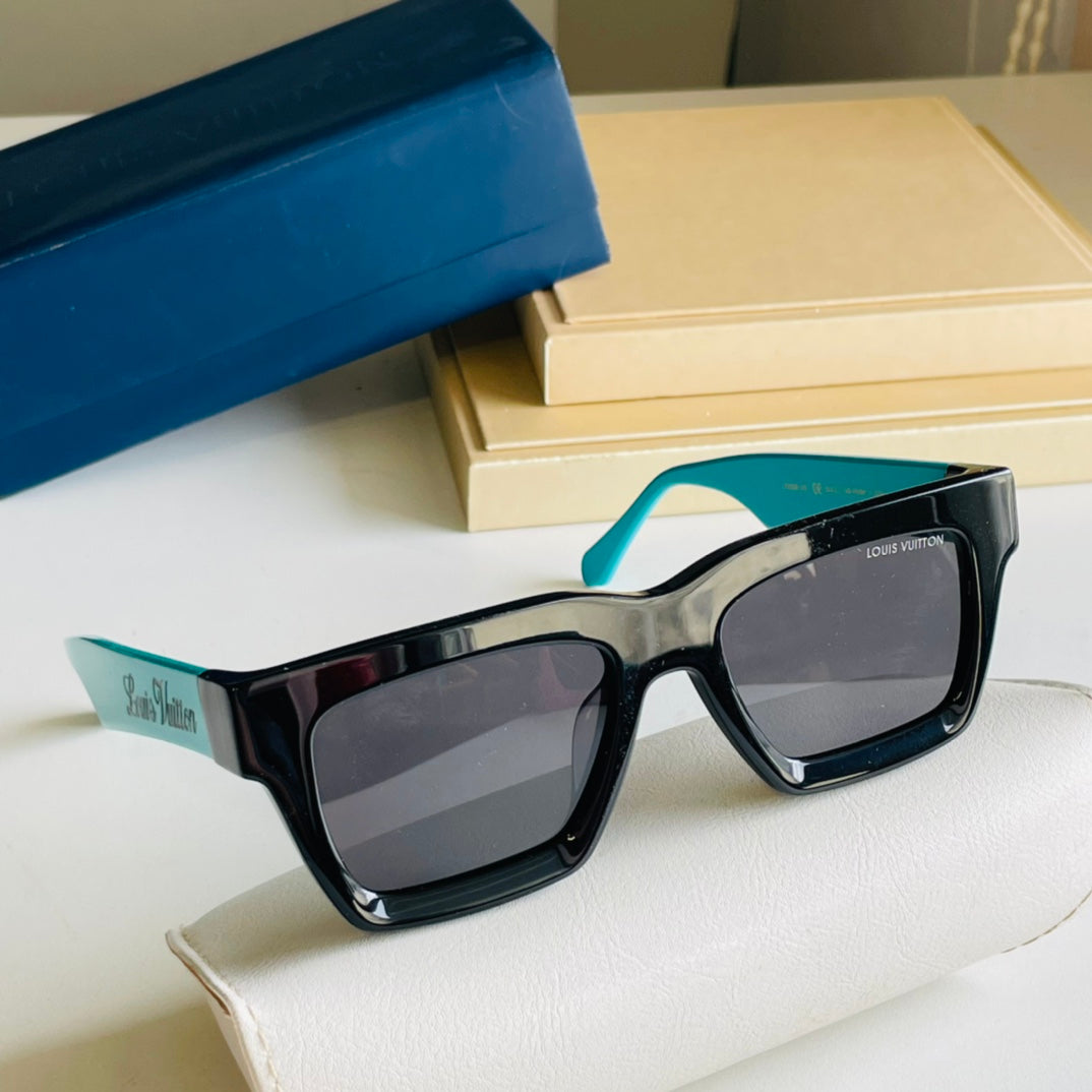 Louis Vuitton Sunglasses - DEEPREPS