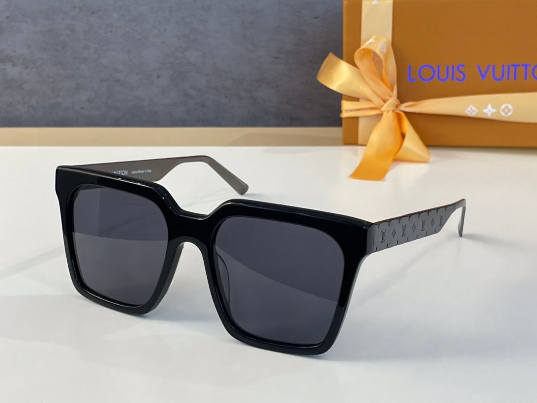 Louis Vuitton Sunglasses - DEEPREPS