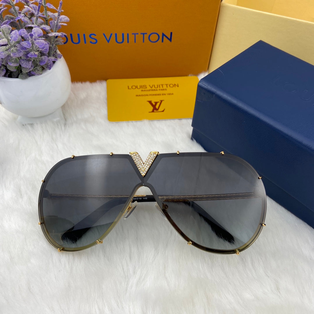 Louis Vuitton Sunglasses - DEEPREPS