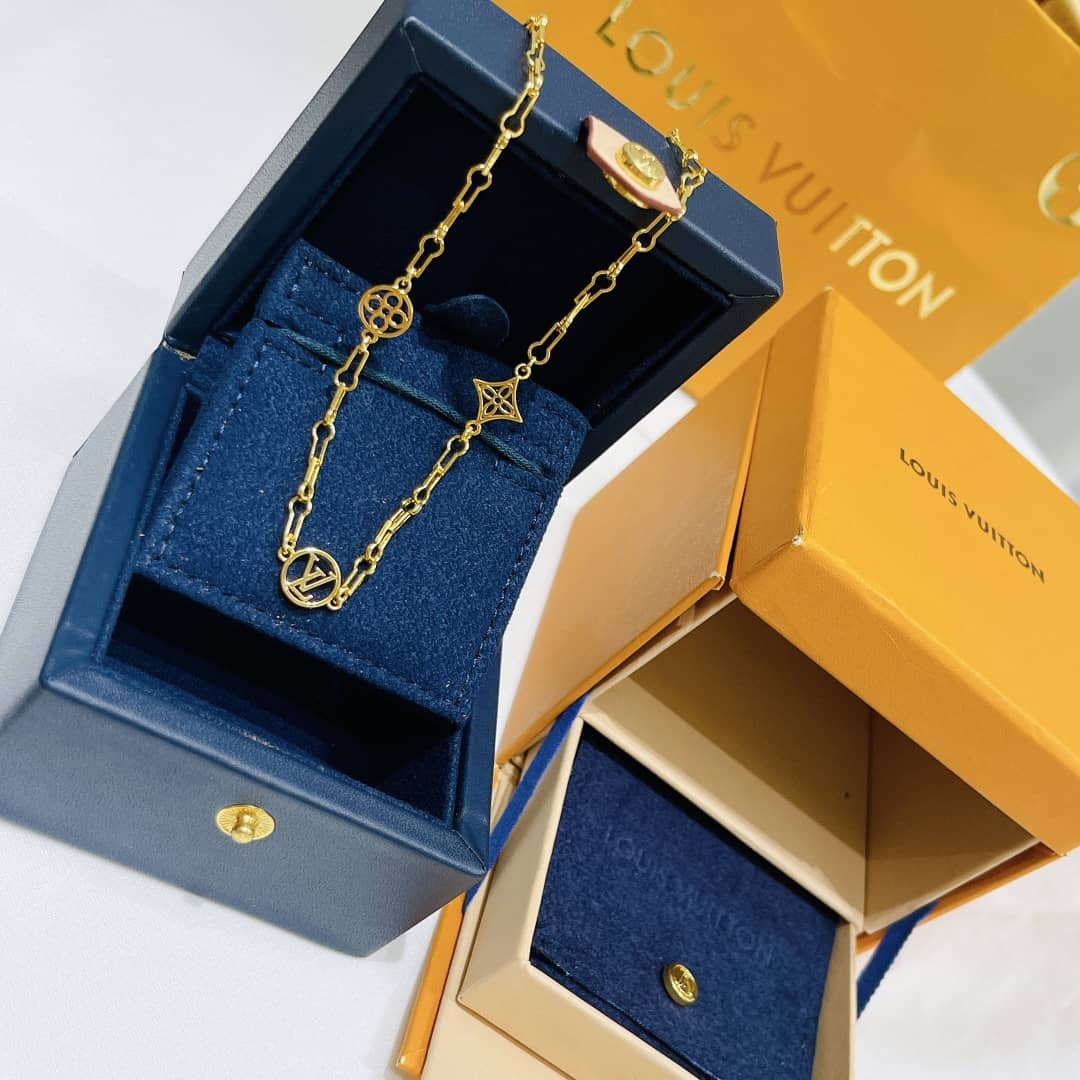 Wholesale Louis vuitton AAA+ Necklace - DEEPREPS