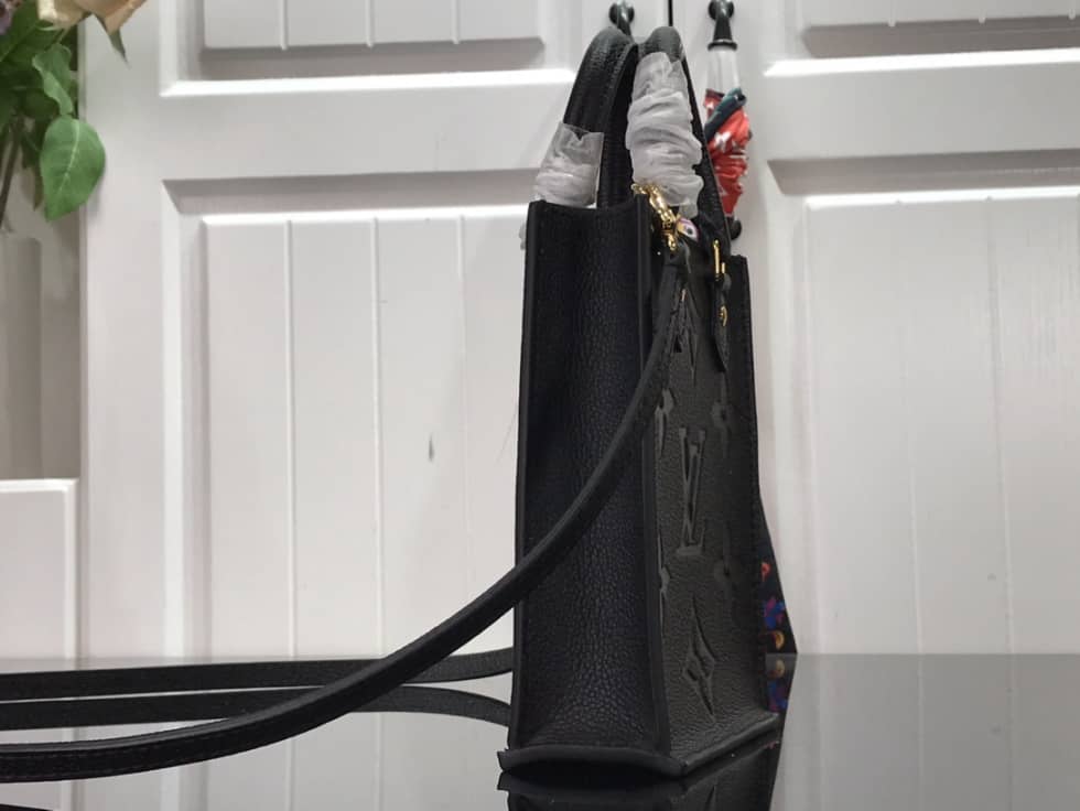 Louis Vuitton Monogram Petit Sac Plat M69442 Replica Shoulder Bag - DEEPREPS