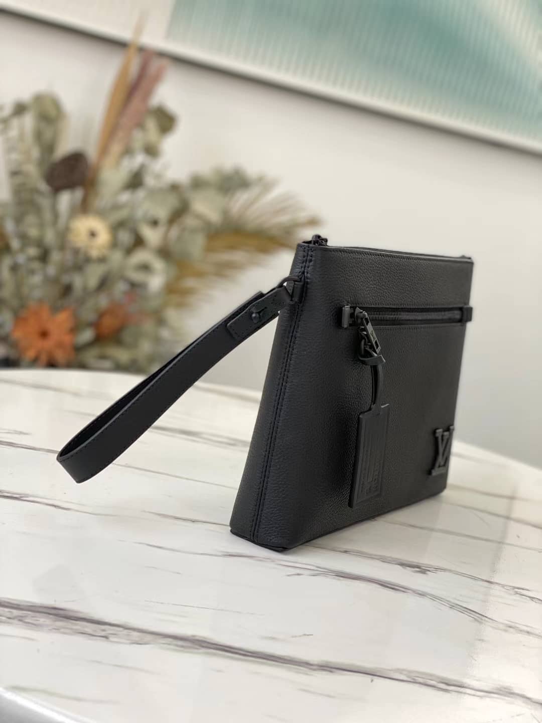 Louis Vuitton Aerogram IPad Pouch Grained Calf Leather Replica M69837 - DEEPREPS