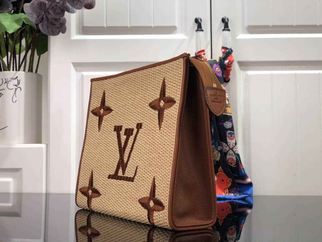 Louis Vuitton Monogram Giant Raffia Toiletry 26 Cosmetic Bag - DEEPREPS