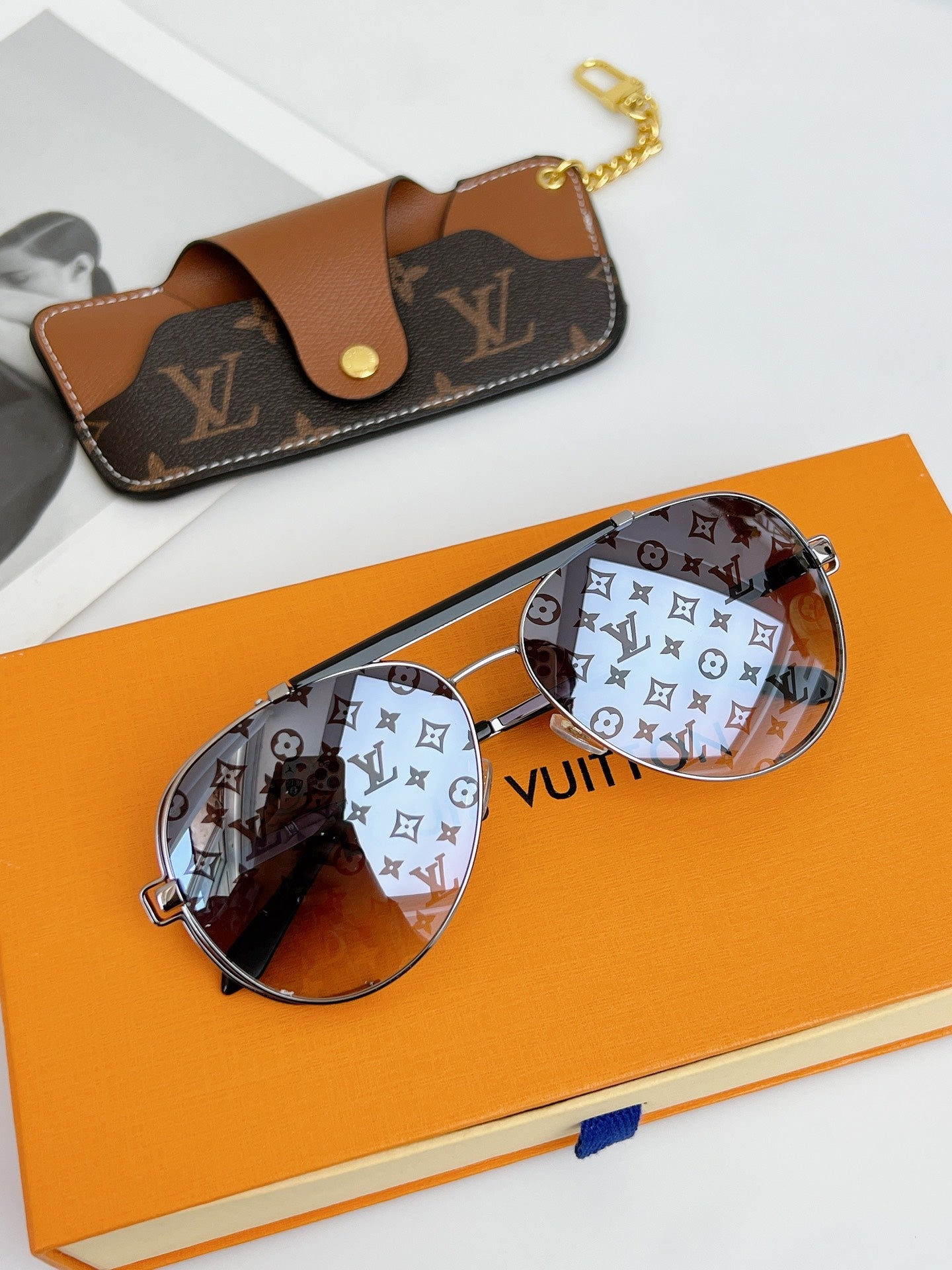 Louis Vuitton Sunglasses - DEEPREPS