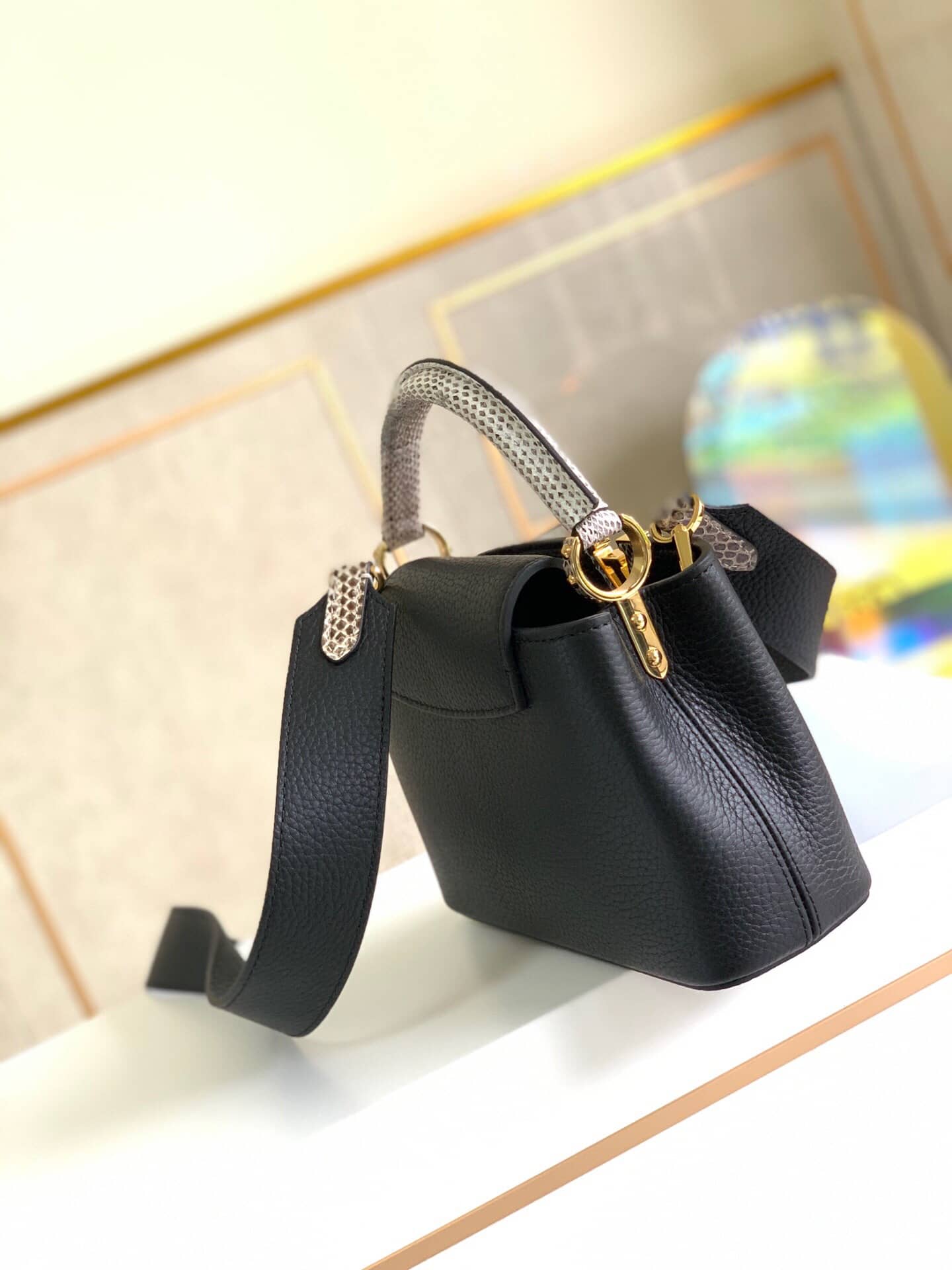 Louis Vuitton Capucines Mini Replica Bag Black M55921 - DEEPREPS