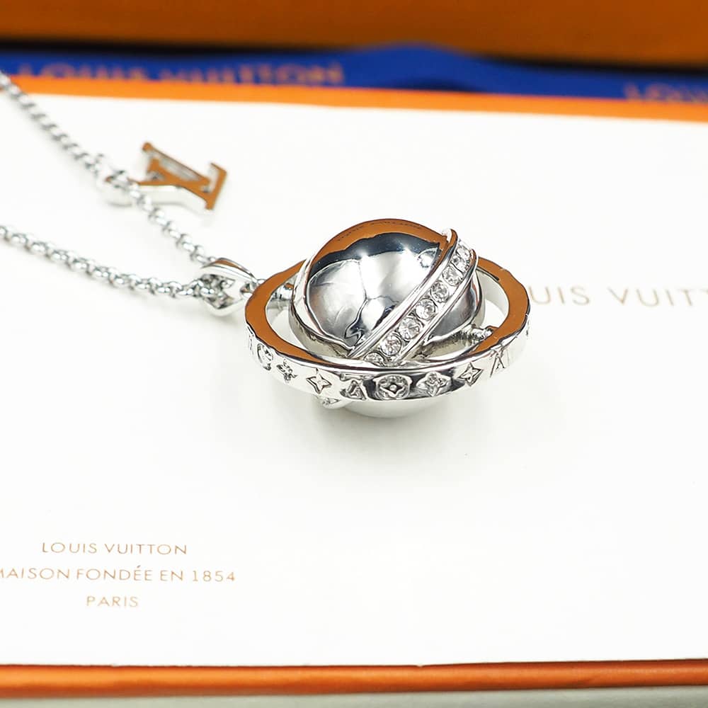 7 Star Louis vuitton Necklace - DEEPREPS