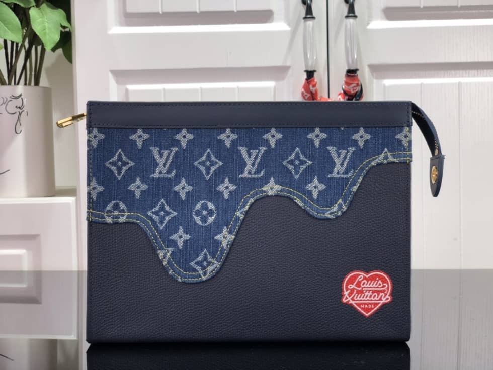 Louis Vuitton Pochette Dupe x Nigo Voyage MM Monogram Blue M45961 - DEEPREPS