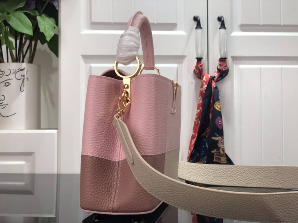 Louis Vuitton Capucines BB M59268 Replica Shoulder Bag - DEEPREPS