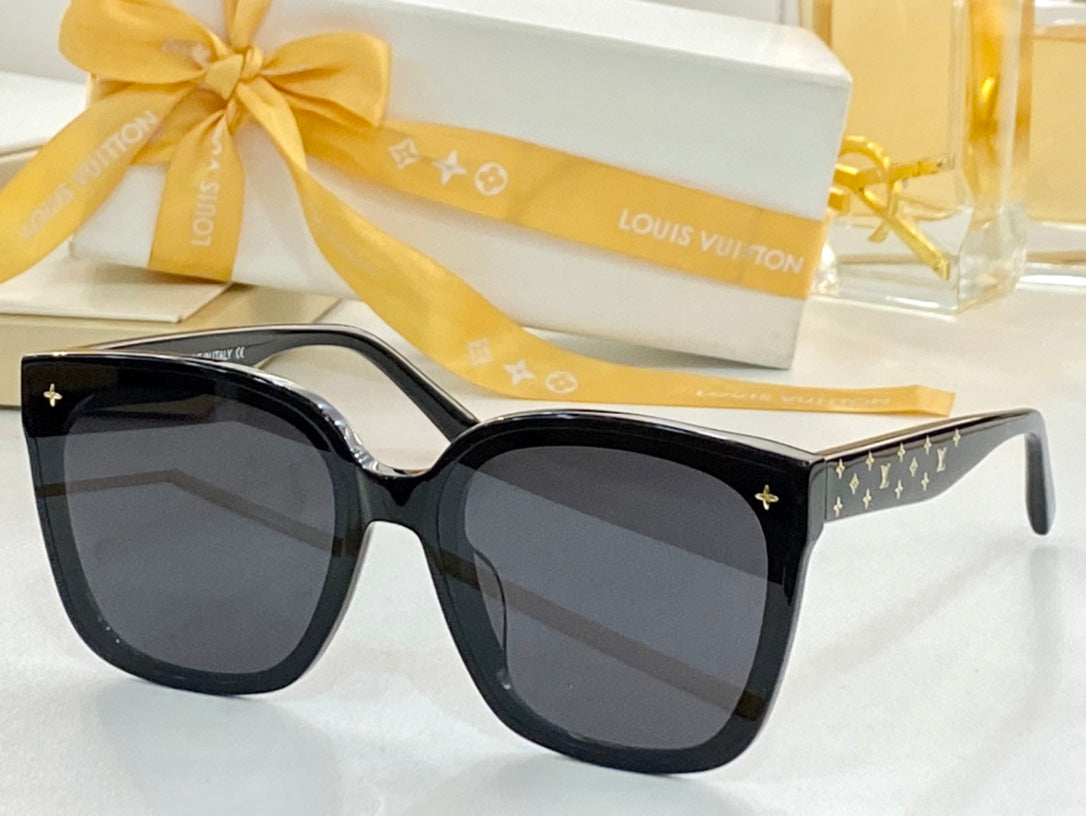 Louis Vuitton Sunglasses - DEEPREPS