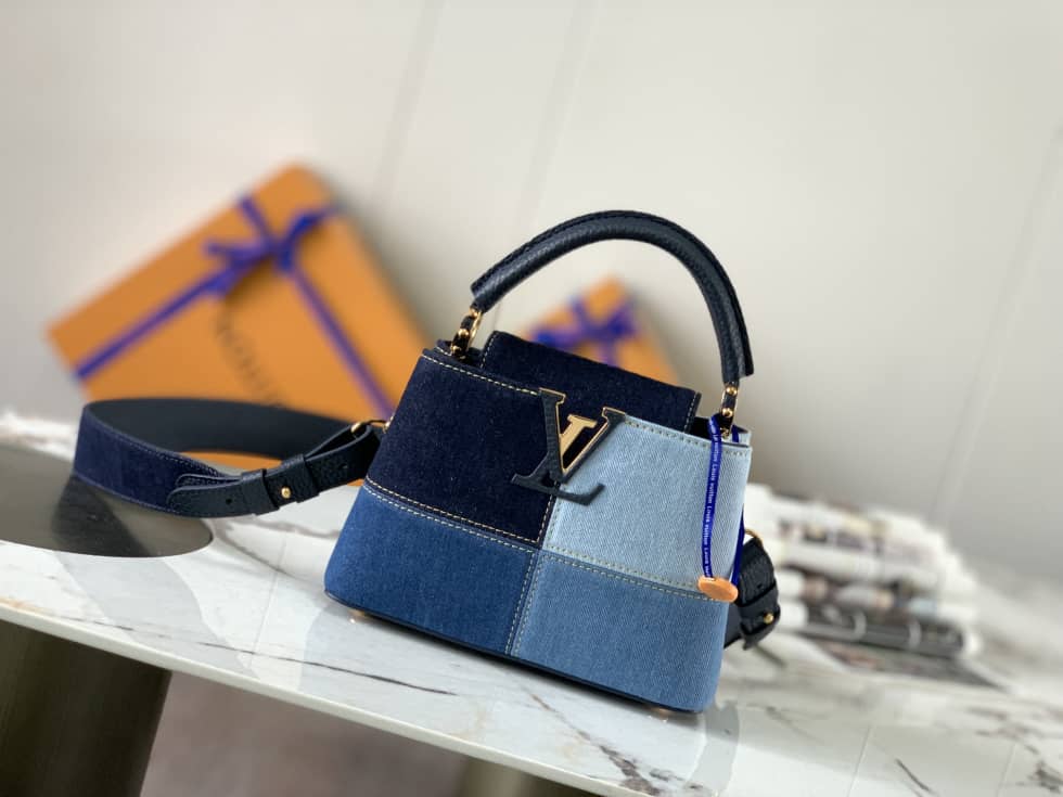 Louis Vuitton Capucines Mini M59268 Replica Shoulder Bag - DEEPREPS