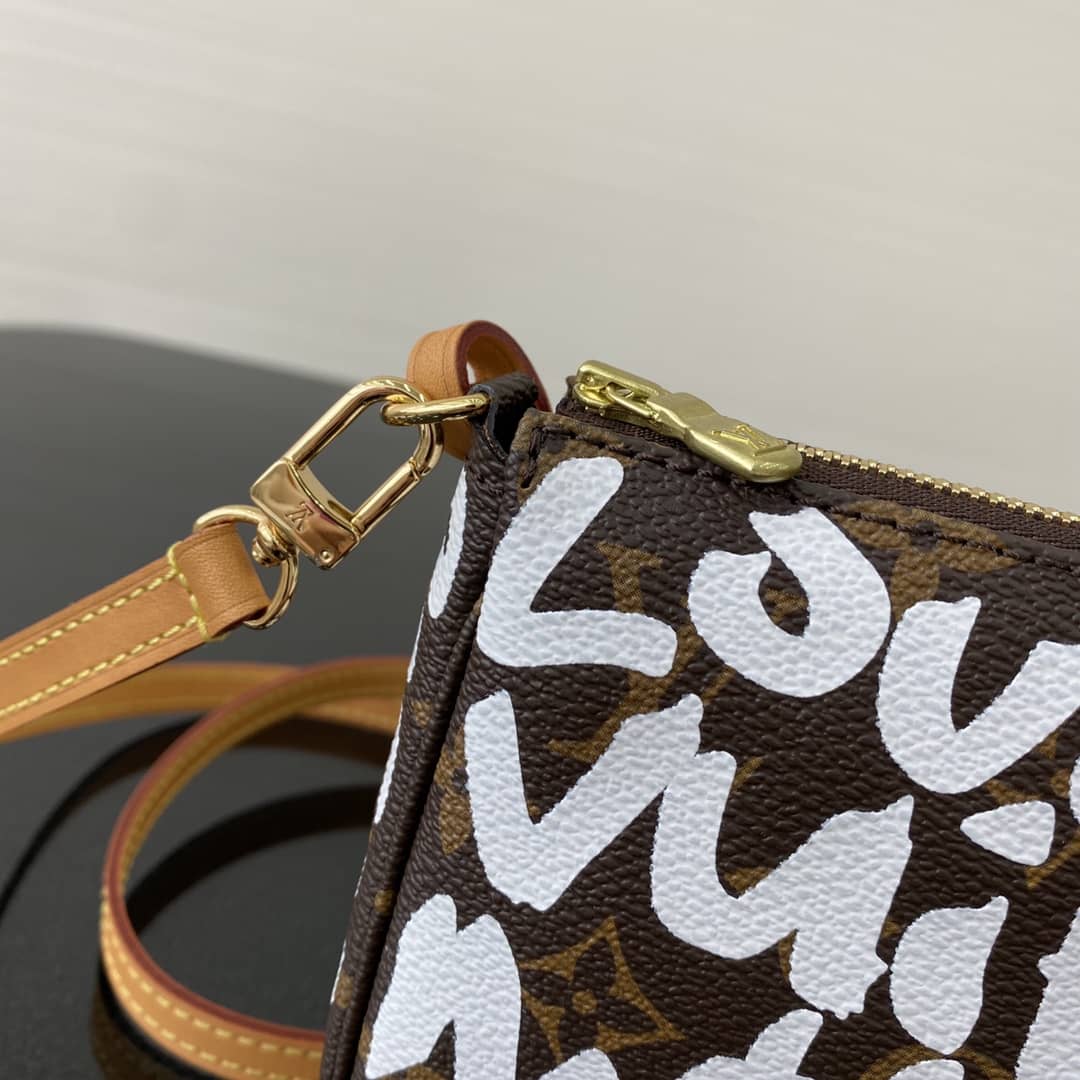 Louis Vuitton Pochette Dupe 2001 Accessories Graffiti Monogram Bag M51980 White - DEEPREPS