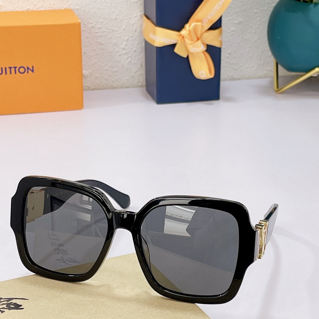 Louis Vuitton Sunglasses - DEEPREPS