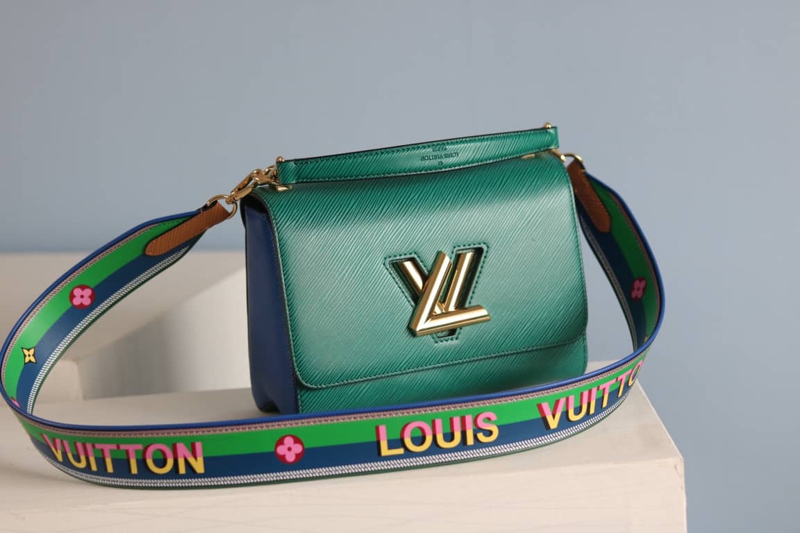 Louis Vuitton Textured Epi Leather Twist Series Bag Green - DEEPREPS