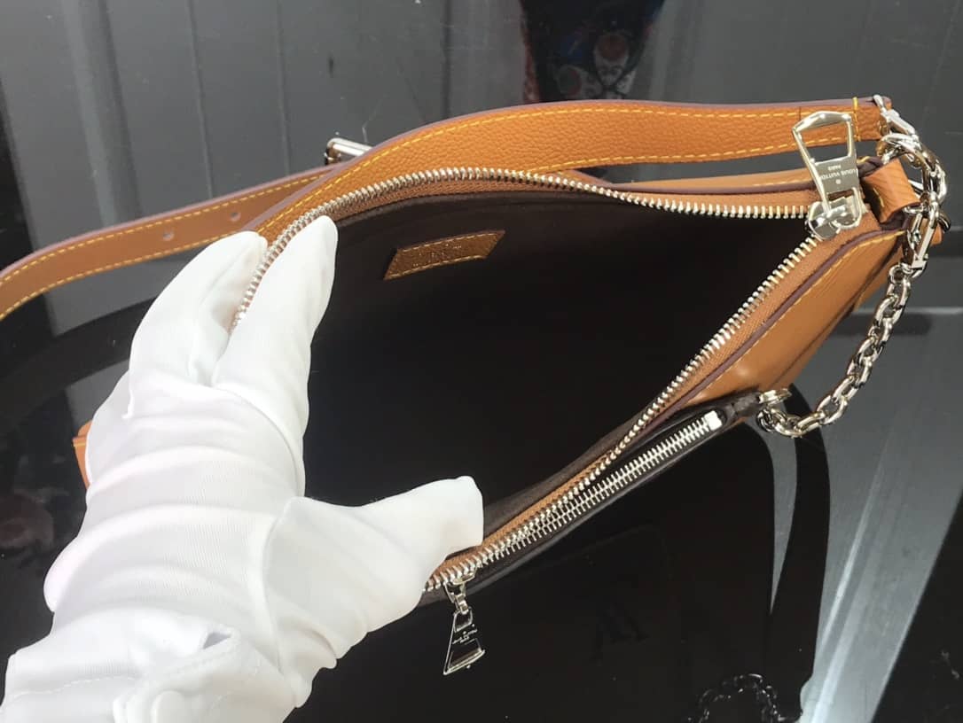 Louis Vuitton Marelle Epi Leather Replica Handbag M80794 - DEEPREPS
