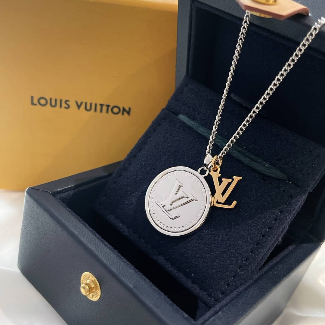 Luxury Louis vuitton Classic AAA+ Necklace - DEEPREPS