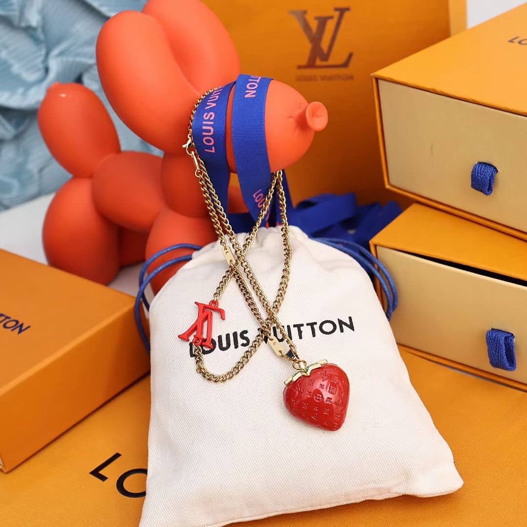 7 Star Louis vuitton Necklace - DEEPREPS