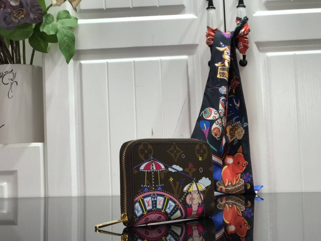 Louis Vuitton Mini Pochette Accessoires Vivienne Christmas Edition Replica Bag N60402 - DEEPREPS