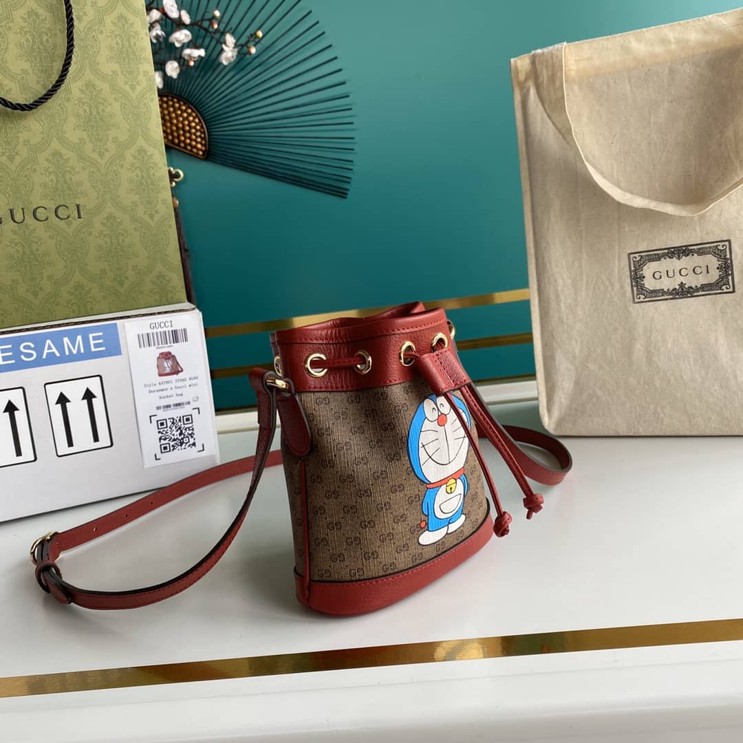 Gucci Doraemon X Gucci Mini Bucket Bag Replica 647801 - DEEPREPS