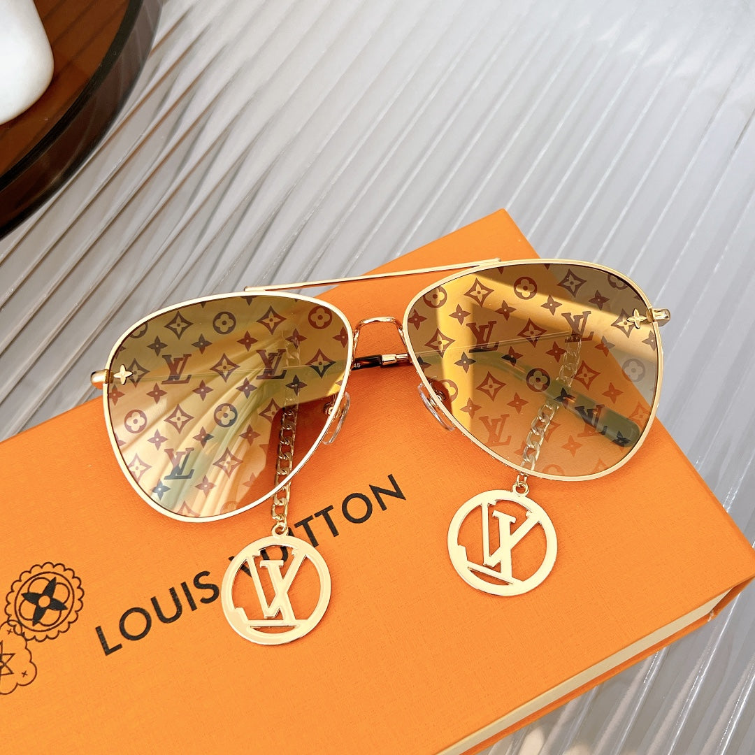 Louis Vuitton Sunglasses - DEEPREPS