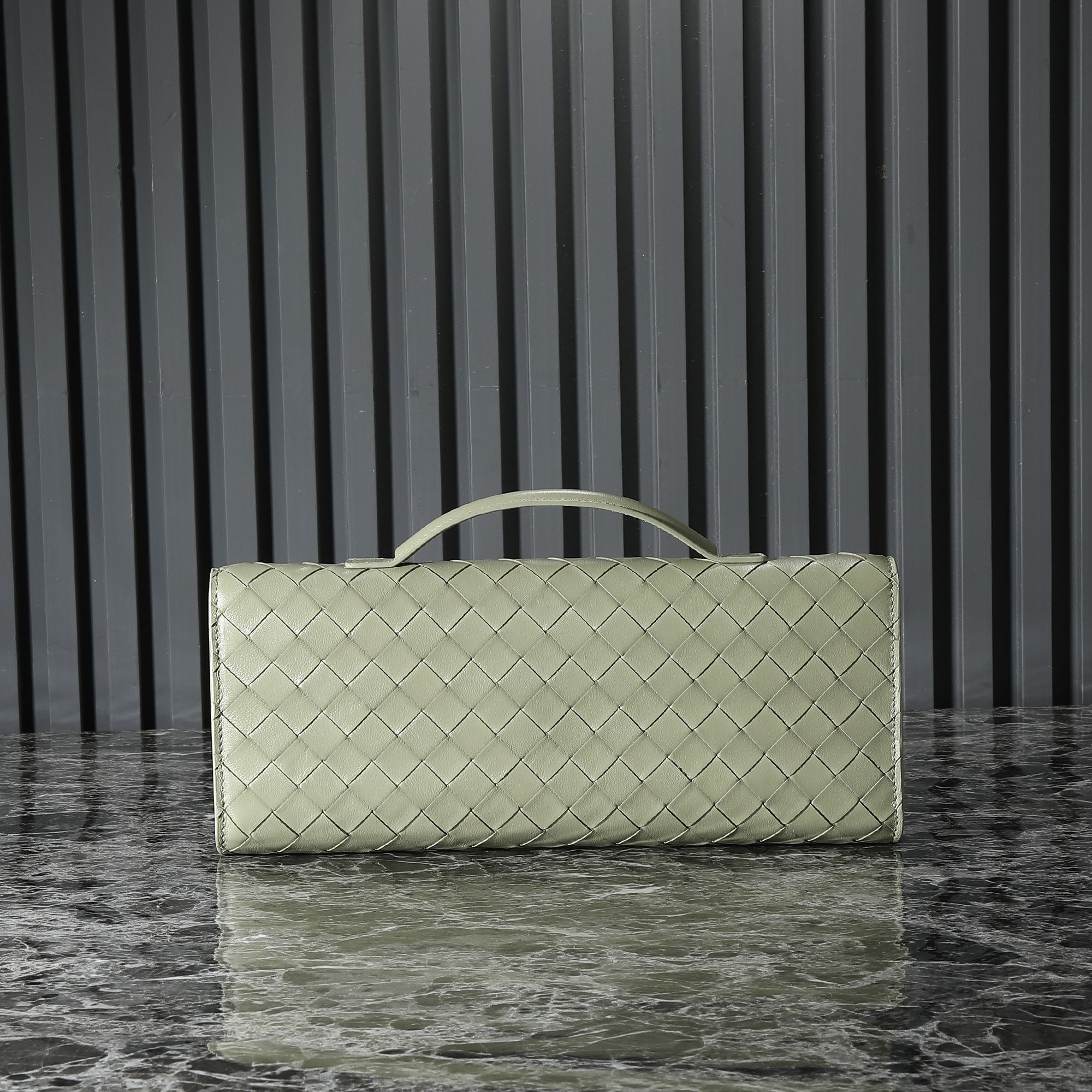 Bottega Veneta Woman - DEEPREPS