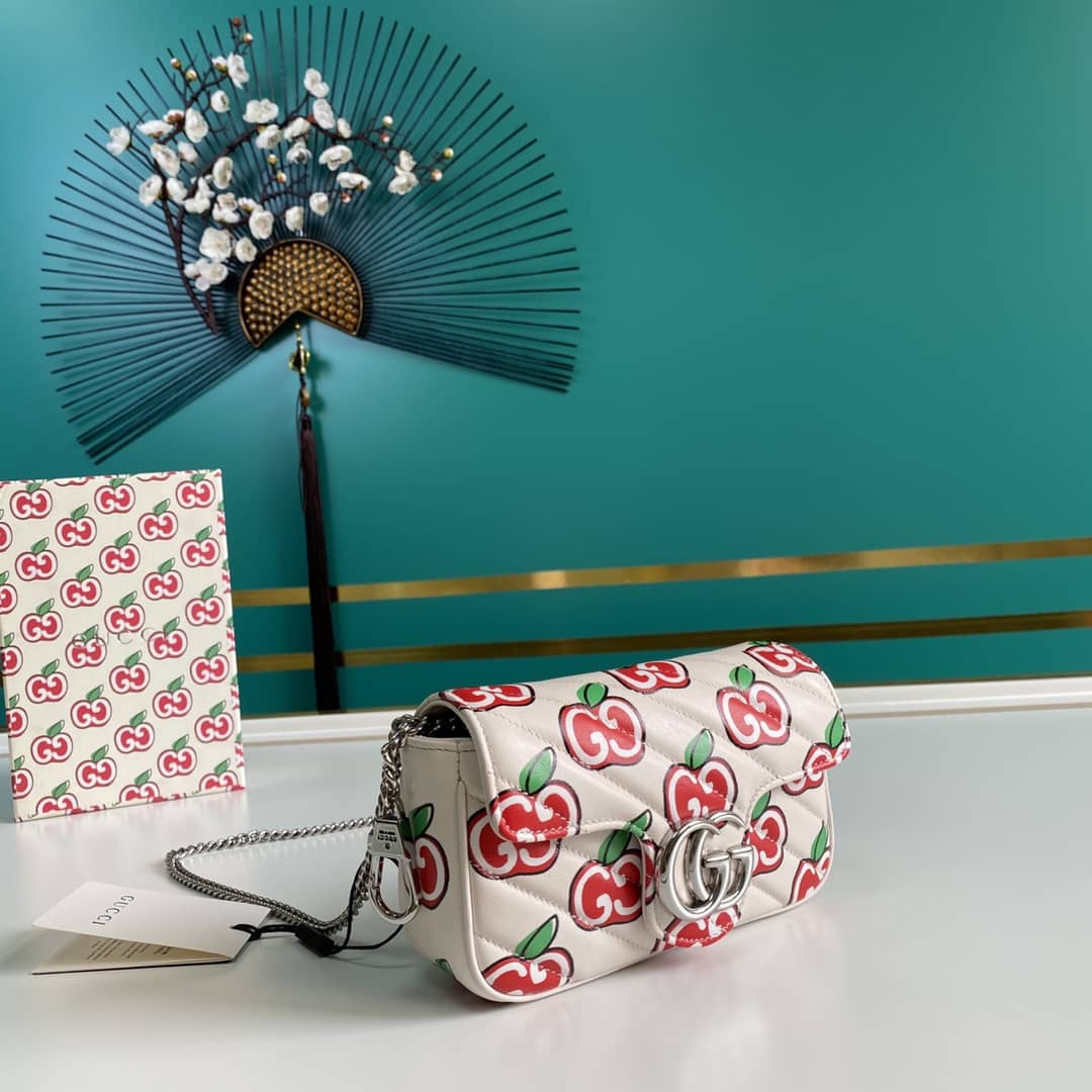 Gucci GG Marmont Matelassé Mini Crossbody Bag Replica 476433 - DEEPREPS