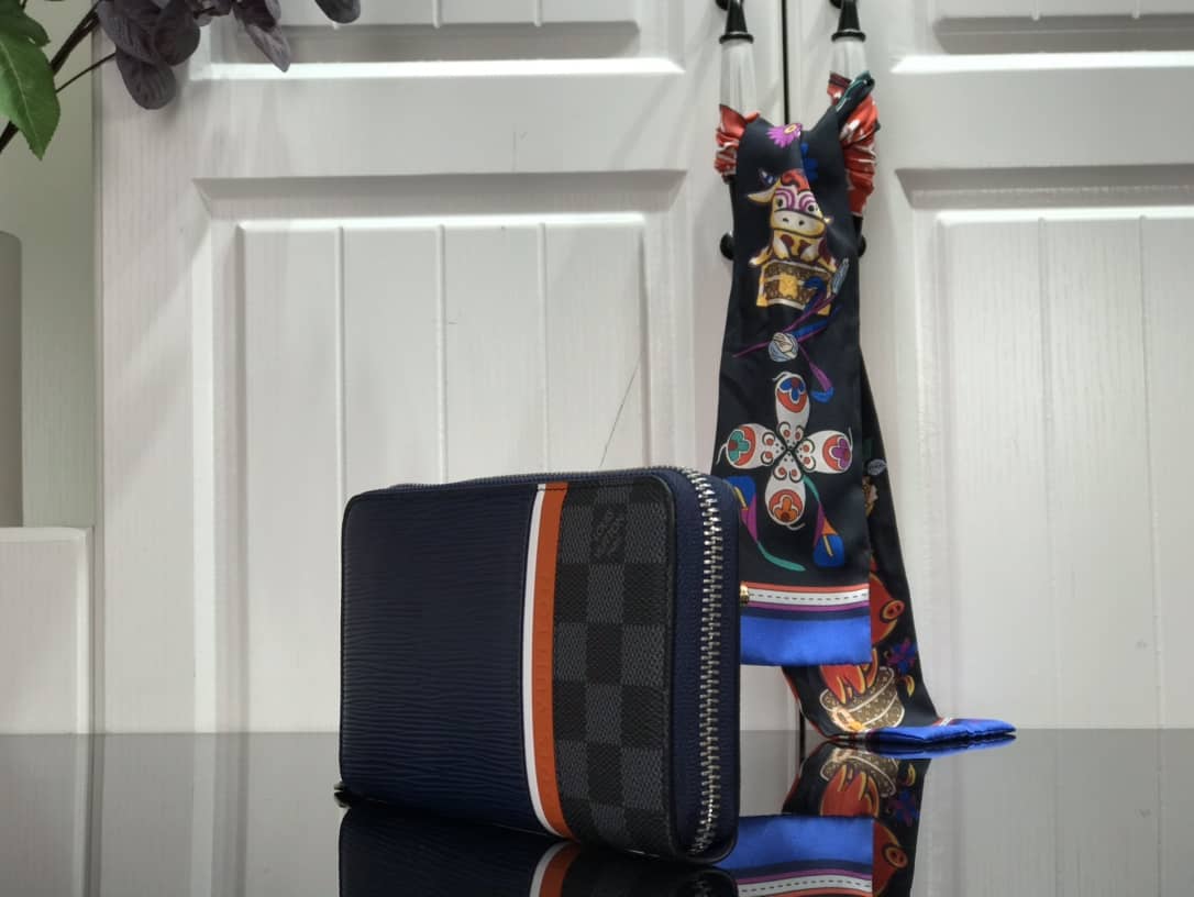 Louis Vuitton Replica Long Zipper Wallet Classic Monogram Pattern Red M56829 - DEEPREPS