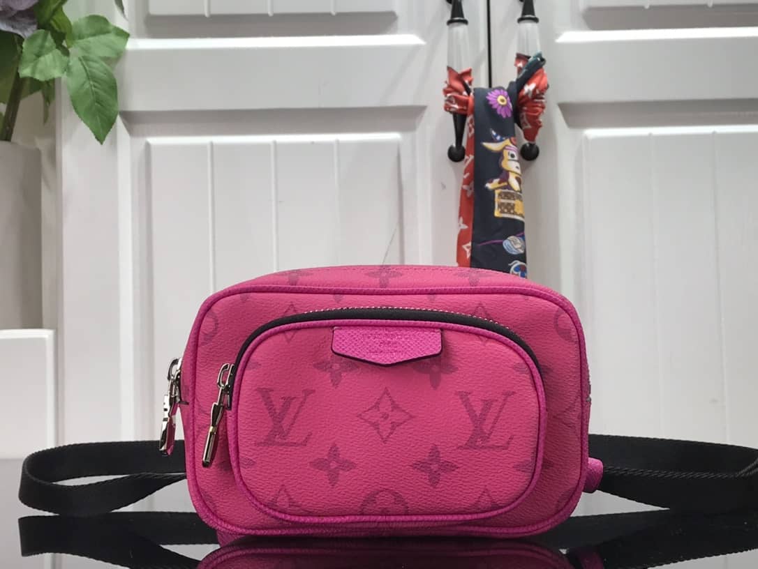 Louis Vuitton Outdoor Replica Pochette Monogram Eclipse Pink M30755 - DEEPREPS