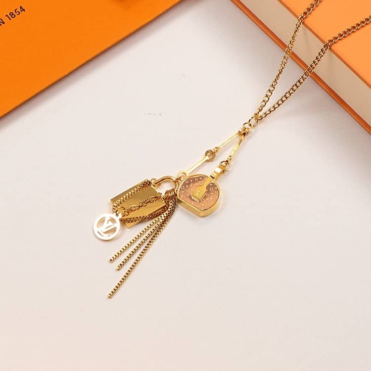 Fake Louis vuitton Logo Necklace - DEEPREPS