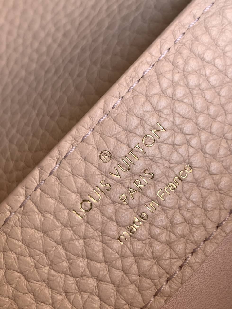 Louis Vuitton Capucines Mini M59253 Replica Crossbody Bag - DEEPREPS