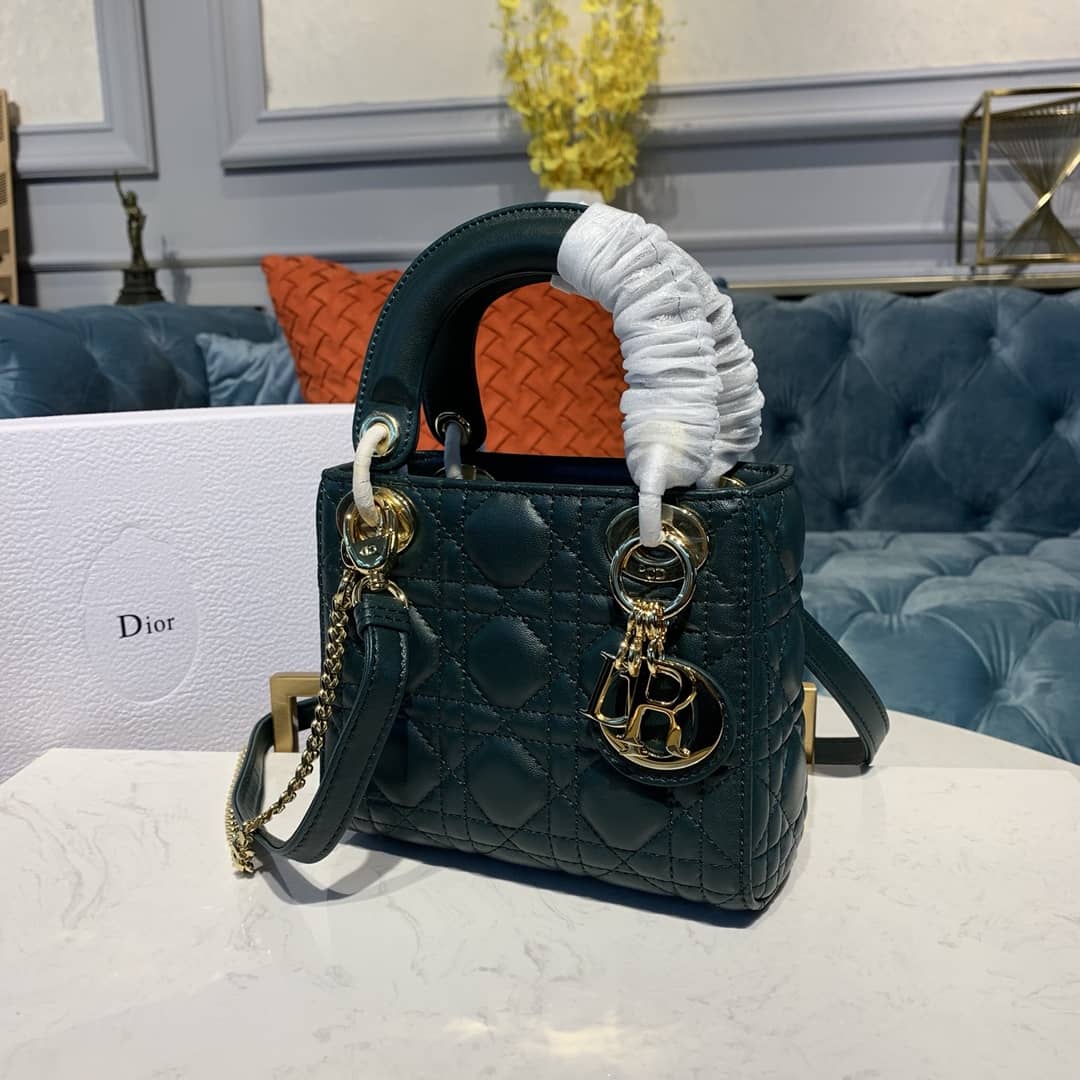 Christian Dior Lady Dior 17CM Replica Bag - DEEPREPS