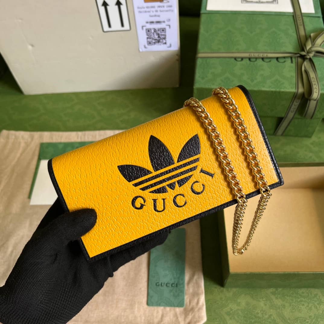 Adidas x Gucci Wallet With Chain 621892 Replica Crossbody Bag - DEEPREPS