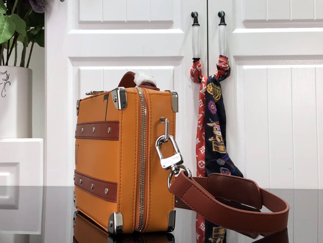 Louis Vuitton Handle Soft Trunk No. 7 Replica Shoulder Bag - DEEPREPS