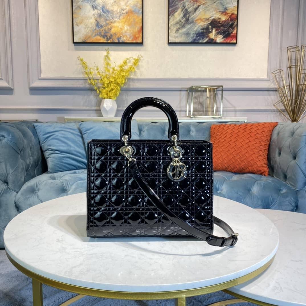 Christian Dior Lady Dior 32CM Replica Bag - DEEPREPS