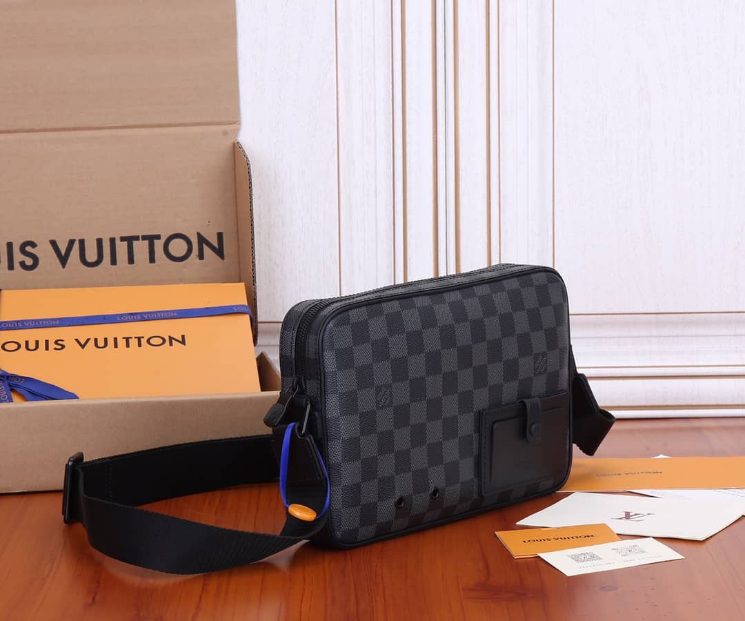 Louis Vuitton Alpha Damier Graphite Canvas Messenger Bag Replica N40364 - DEEPREPS