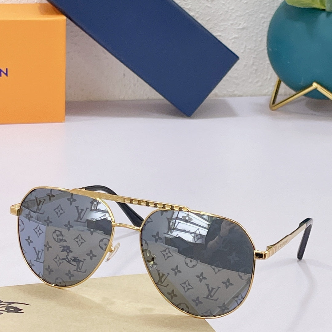 Louis Vuitton Sunglasses - DEEPREPS