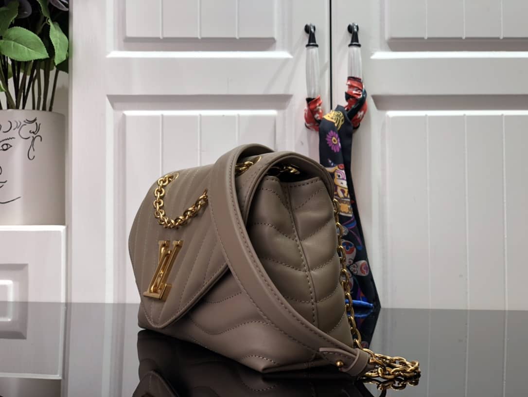 Louis Vuitton New Wave Chain Leather Replica Shoulder Bag Gray M58550 - DEEPREPS