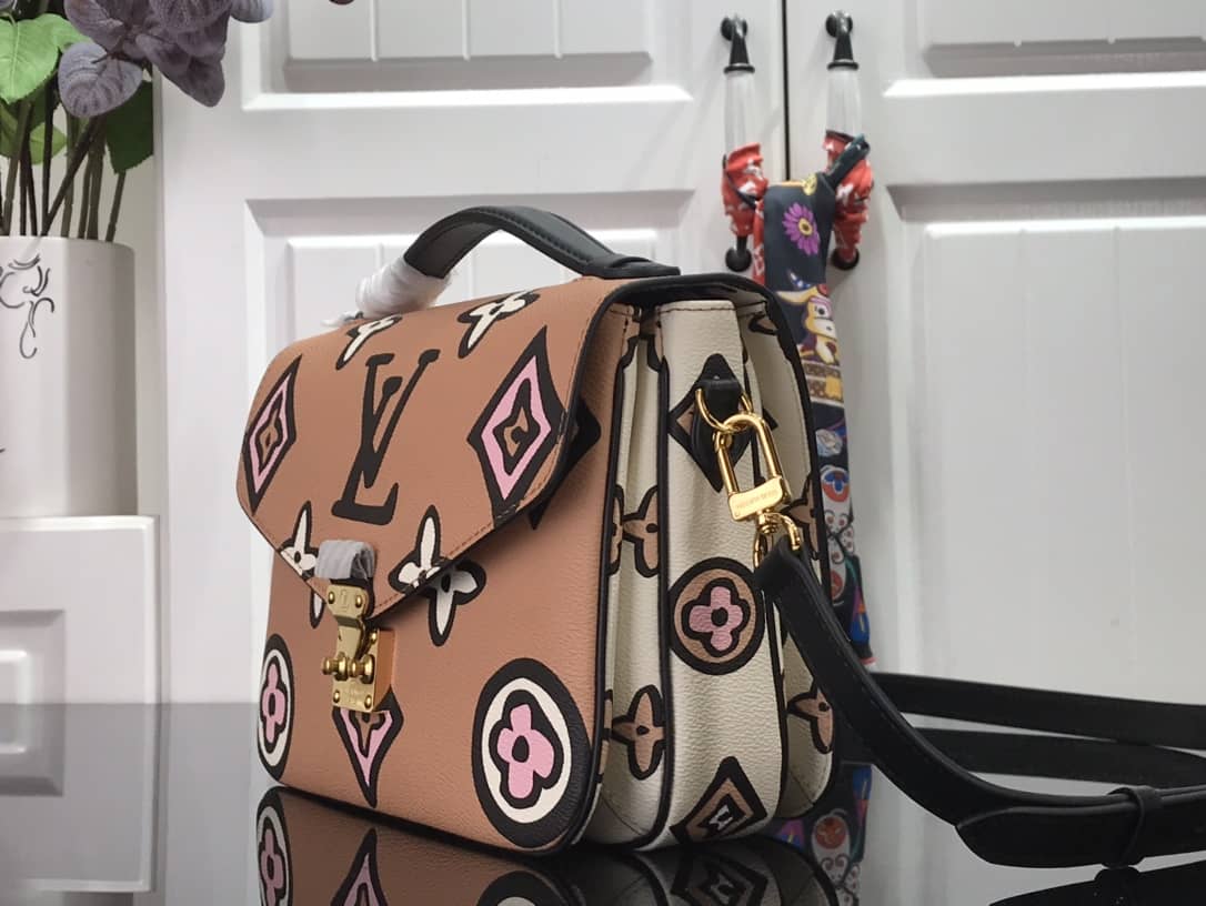 Louis Vuitton Pochette Métis Autres Toiles Monogram Replica M45823 - DEEPREPS